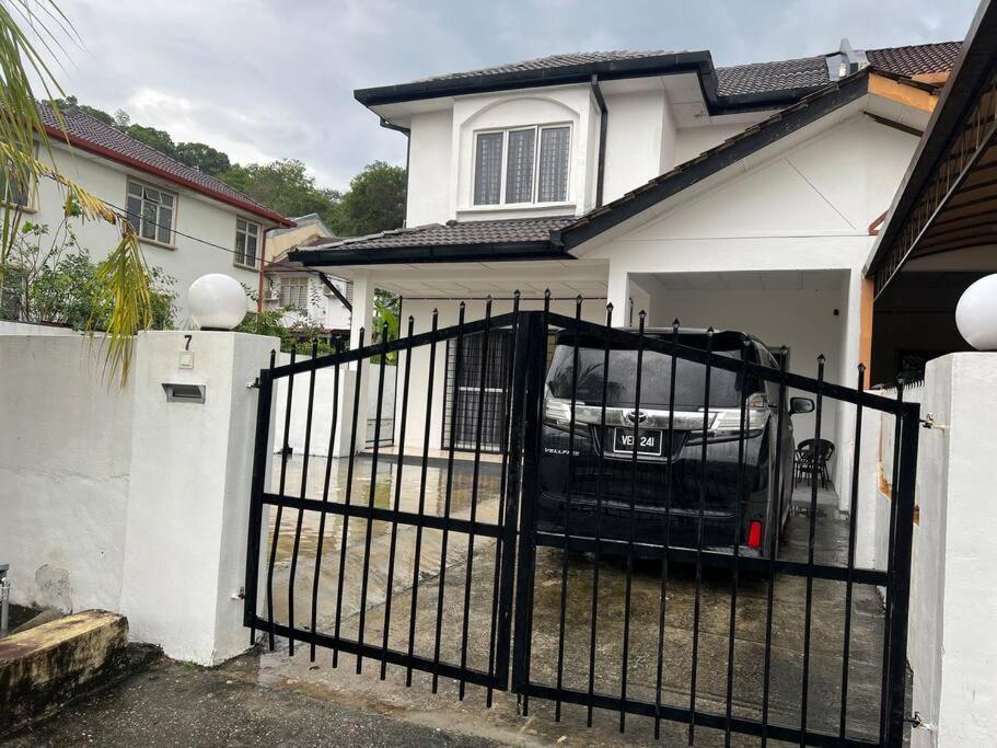 ספאנג Rumah Melati By Impian Homestay Klia-Salak Tinggi-Nilai מראה חיצוני תמונה
