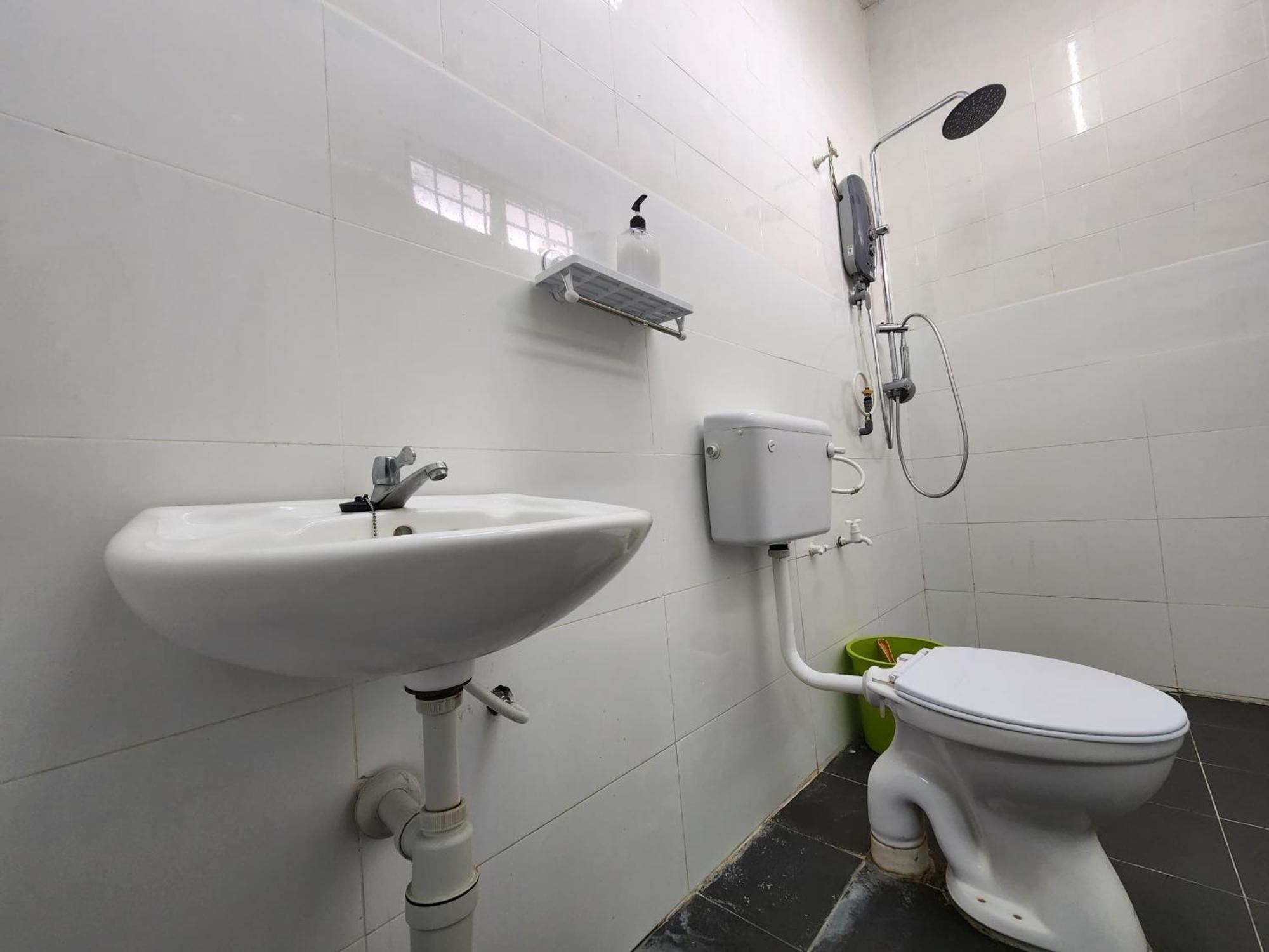 ספאנג Rumah Melati By Impian Homestay Klia-Salak Tinggi-Nilai מראה חיצוני תמונה